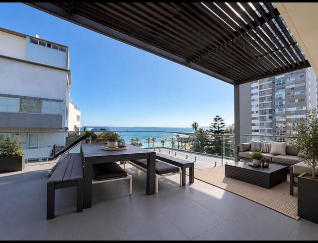 3 BEDROOM APARTMENT FOR SALE IN SEA POINT